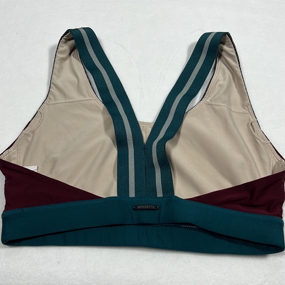 MONDETTA sports bra - Picture 2 of 7